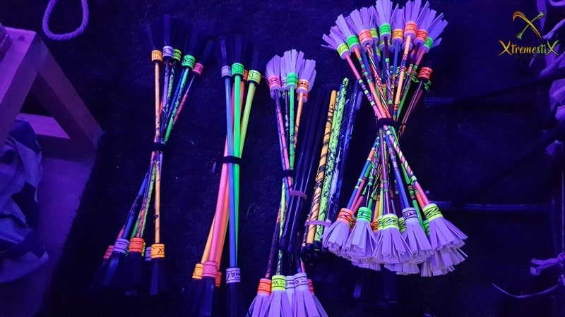 Holi Flowersticks Set by Rainbow Dragon + Handsticks - Holographic Flower  Sticks